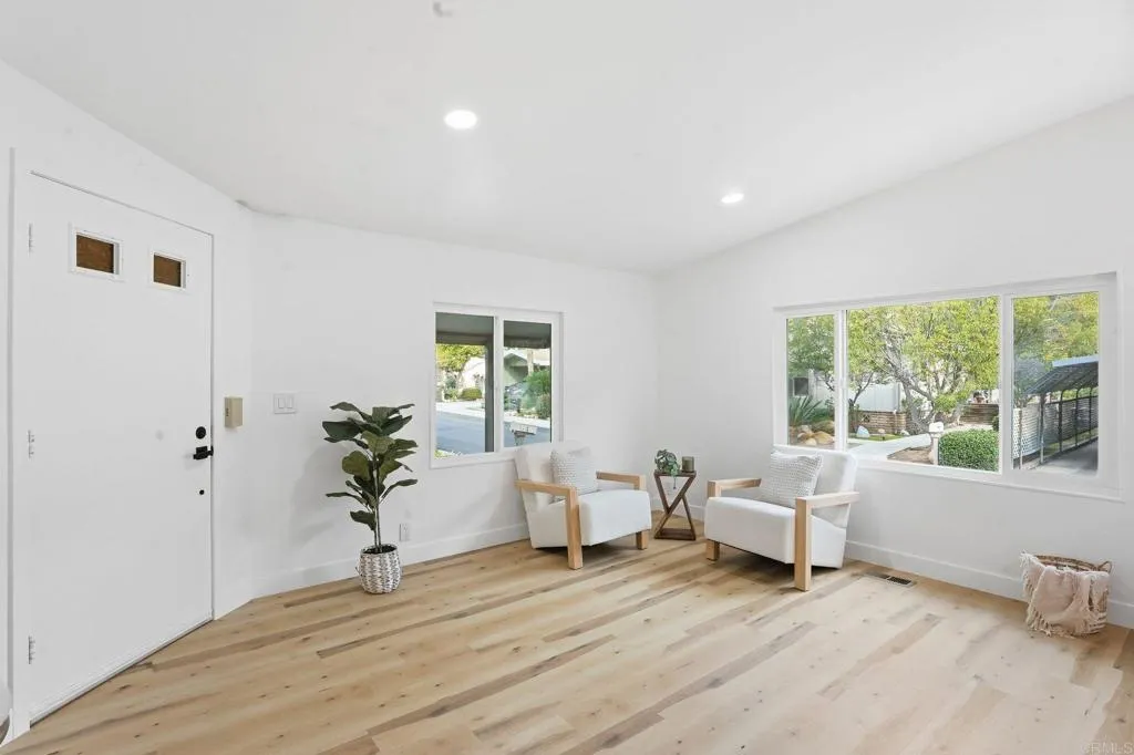 https://cdn.realtyfeed.com/cdn/127/306795419/2ef2629c34162d1a2dcdcb6d317b1d3d.webp