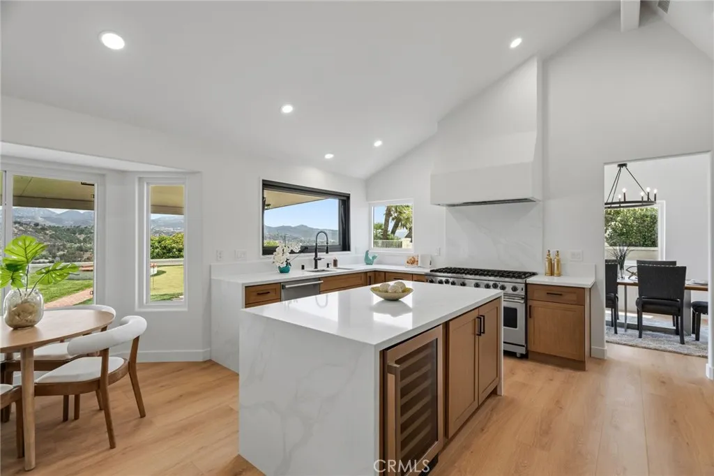 https://cdn.realtyfeed.com/cdn/127/306795643/41016b1c85210c04ff48b7be88cec900.webp
