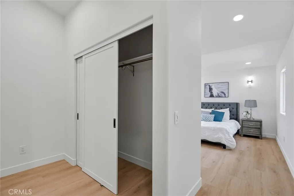 https://cdn.realtyfeed.com/cdn/127/306795643/4c3dda7b44ac5606895ca3409f2b4204.webp