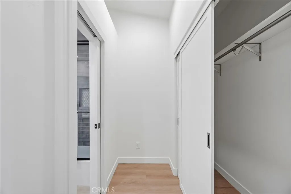 https://cdn.realtyfeed.com/cdn/127/306795643/6690ea49f4745c29f1b82b6b9cbc497d.webp