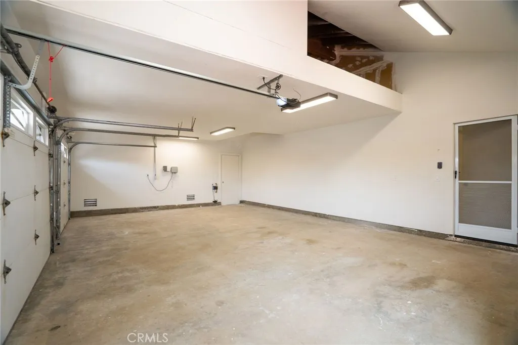https://cdn.realtyfeed.com/cdn/127/306795643/6ce46bb0b3d2c4c5aca380c1301ac58e.webp