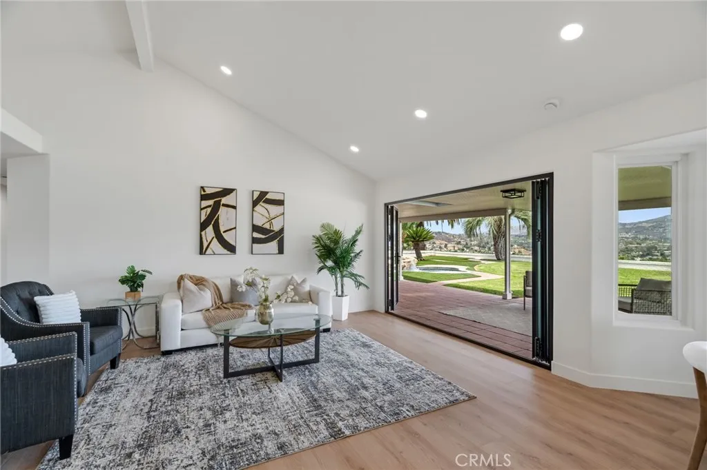 https://cdn.realtyfeed.com/cdn/127/306795643/6fcdb4308e090412fa3e2da9286d11f9.webp
