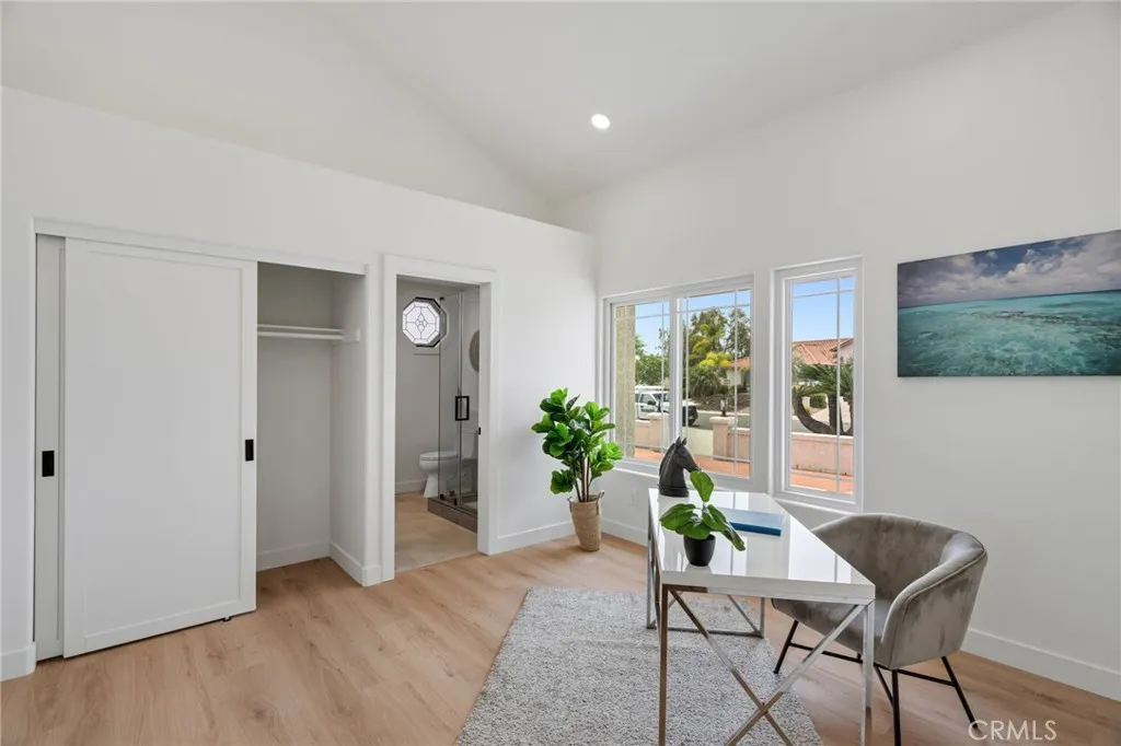 https://cdn.realtyfeed.com/cdn/127/306795643/895cb698f08cbacd15a44c0ac6302665.webp