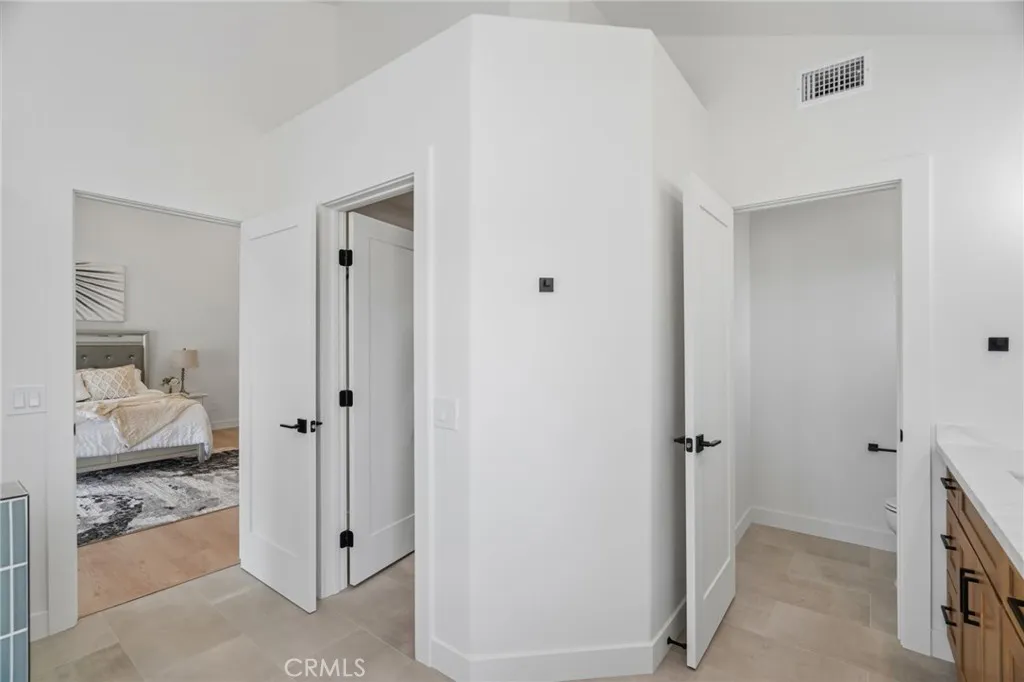 https://cdn.realtyfeed.com/cdn/127/306795643/89f6d5bb4ba481641a7fc103c89be464.webp