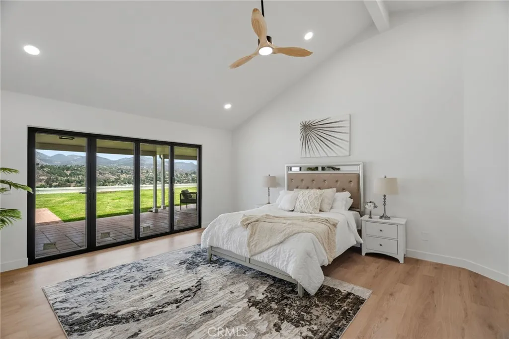 https://cdn.realtyfeed.com/cdn/127/306795643/f240e060aa03043d39c68fbd2de64f93.webp