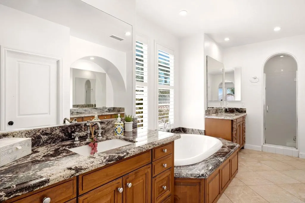 https://cdn.realtyfeed.com/cdn/127/306795692/25a801e494f552d83d1a0d778bb5f398.webp