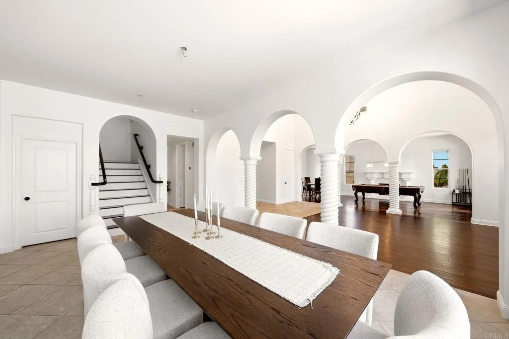 https://cdn.realtyfeed.com/cdn/127/306795692/61b86ab78f4bd0db91684d6f6b616d01.webp