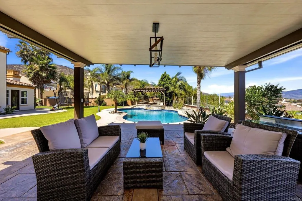 https://cdn.realtyfeed.com/cdn/127/306795692/c2f498b50d1e90a54d8d41a04bcad985.webp