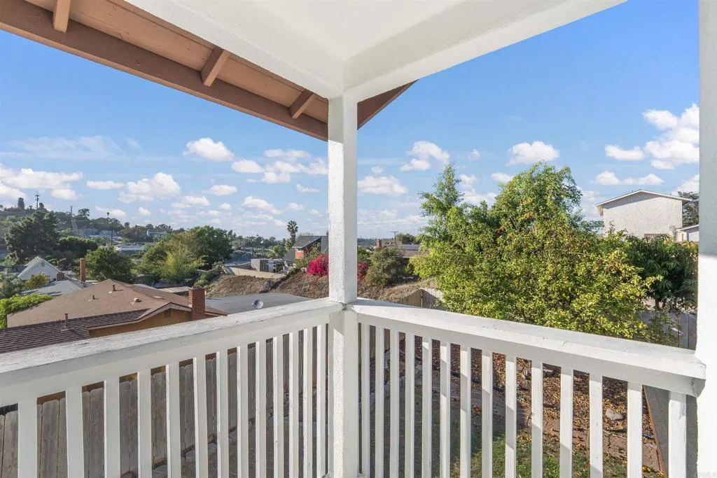 https://cdn.realtyfeed.com/cdn/127/306795710/376395a58633de9216a79a8d3b97bafc.webp