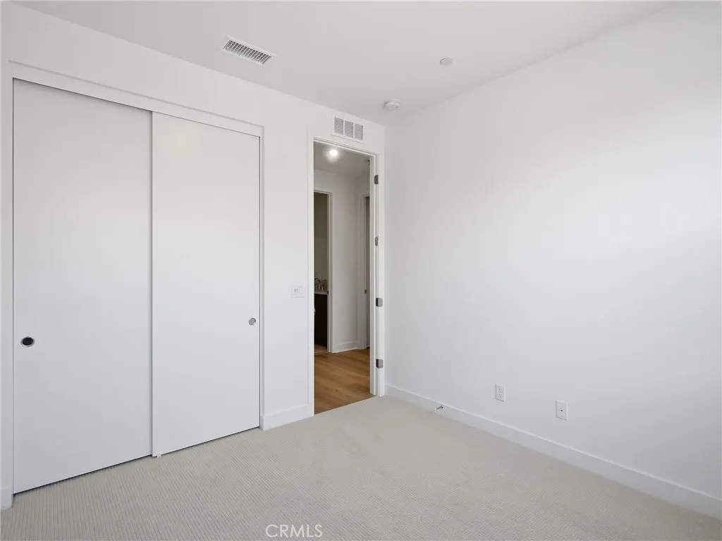 https://cdn.realtyfeed.com/cdn/127/306795782/746c5bb8970f57926af862ea45acfdde.webp