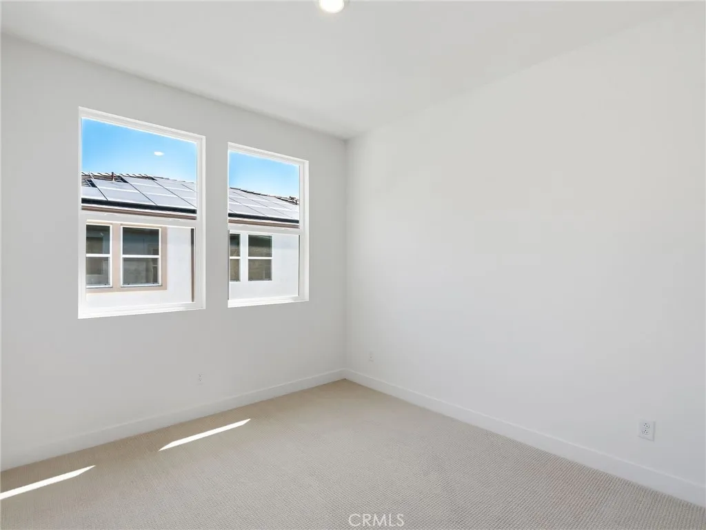 https://cdn.realtyfeed.com/cdn/127/306795782/88cdde6e45088280202f419ed5097a7c.webp