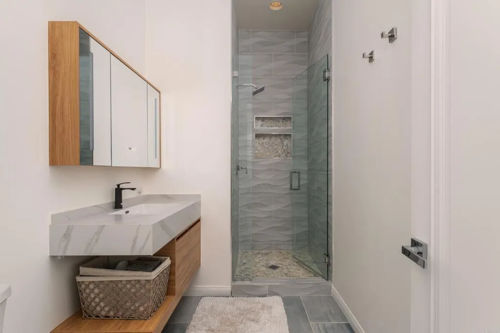 https://cdn.realtyfeed.com/cdn/127/306795788/4c1b3434d7e132998a05adb7c7dd42ae.webp