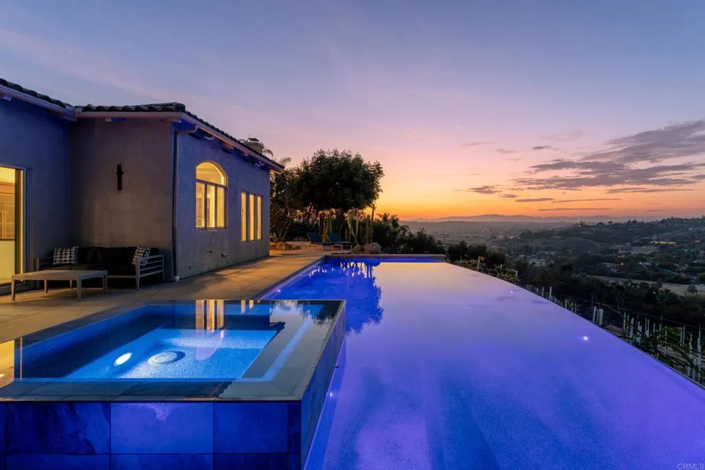 30330 Via Maria Elena, Bonsall, CA 92003 - Main photo, Bonsall, CA