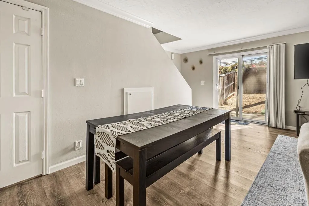 https://cdn.realtyfeed.com/cdn/127/306795953/593fbdc0a14f824cddab1369498547b5.webp