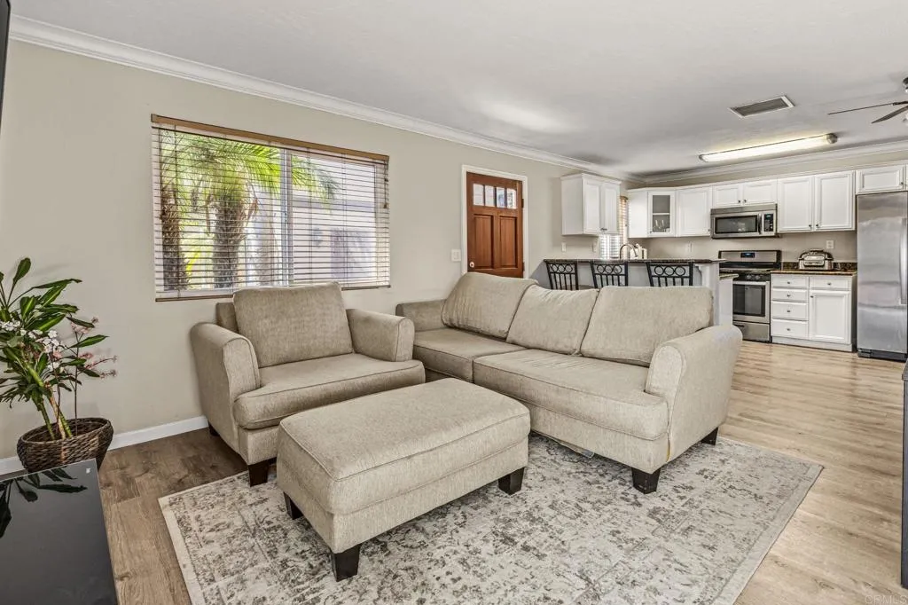 https://cdn.realtyfeed.com/cdn/127/306795953/7d8ae1fc4484d175c395a106a9fee718.webp