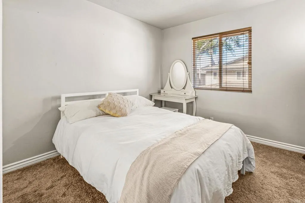 https://cdn.realtyfeed.com/cdn/127/306795953/d656824f364df9f61980a2226573c87a.webp