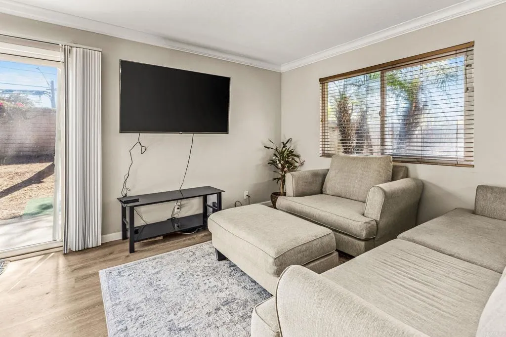 https://cdn.realtyfeed.com/cdn/127/306795953/f019b734f41f7653bcd867f6066d78aa.webp