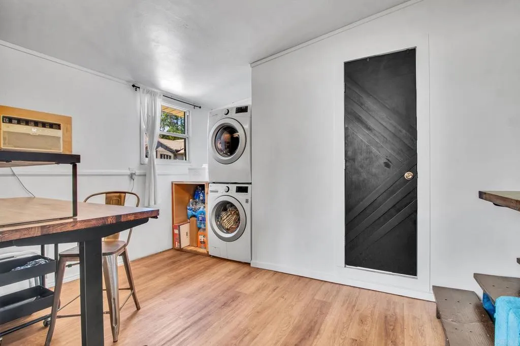 https://cdn.realtyfeed.com/cdn/127/306795968/a75d756d1cc083b68225a1eed60a3259.webp
