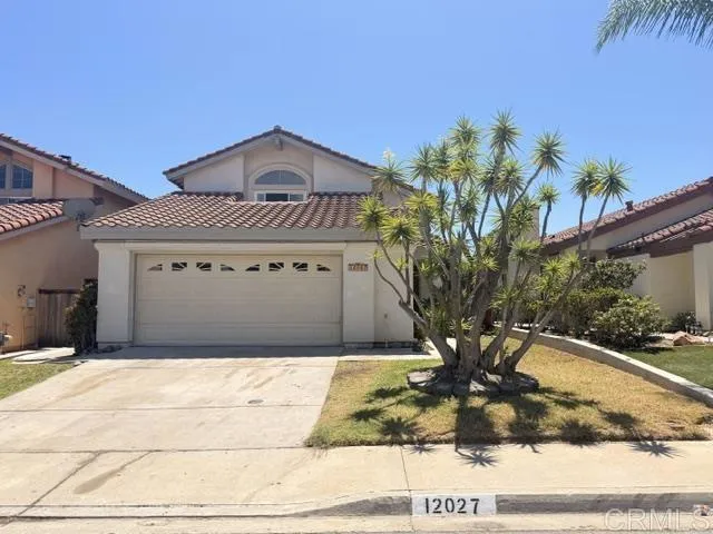 12027 Via Hacienda, El Cajon, CA 92019 - Photo 2 of 4, El Cajon, CA
