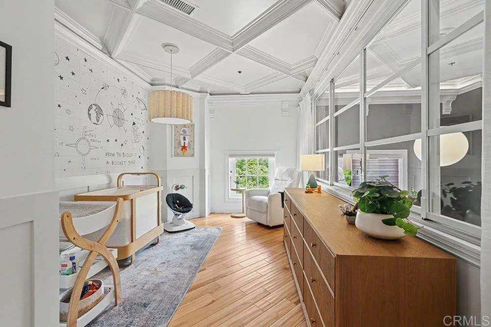 https://cdn.realtyfeed.com/cdn/127/306796088/205ae1e0a633cf4f7856e225d0eb1d18.webp