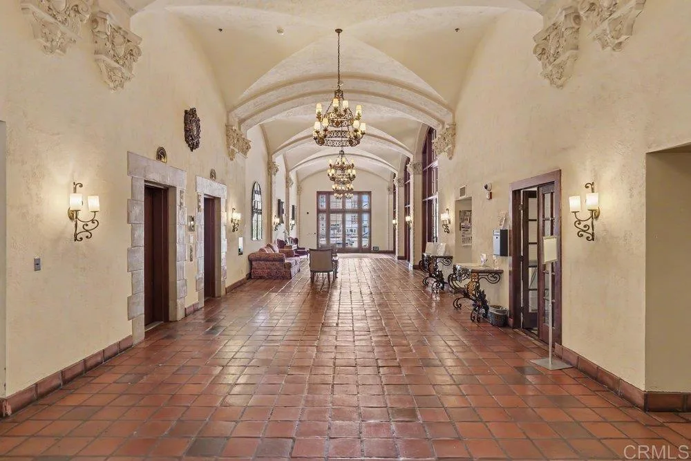 https://cdn.realtyfeed.com/cdn/127/306796088/a98d1bef90b8662cdf2c75527fe873bb.webp