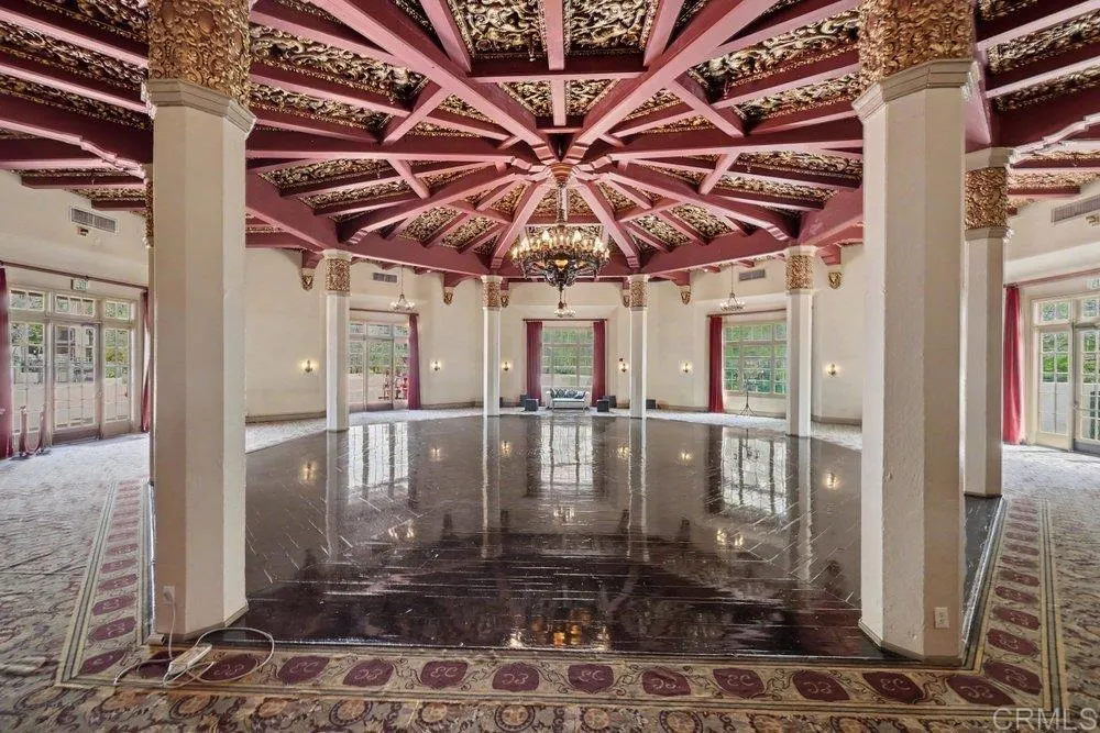 https://cdn.realtyfeed.com/cdn/127/306796088/b1b64b8462a1024cf928fb08ac4a0811.webp