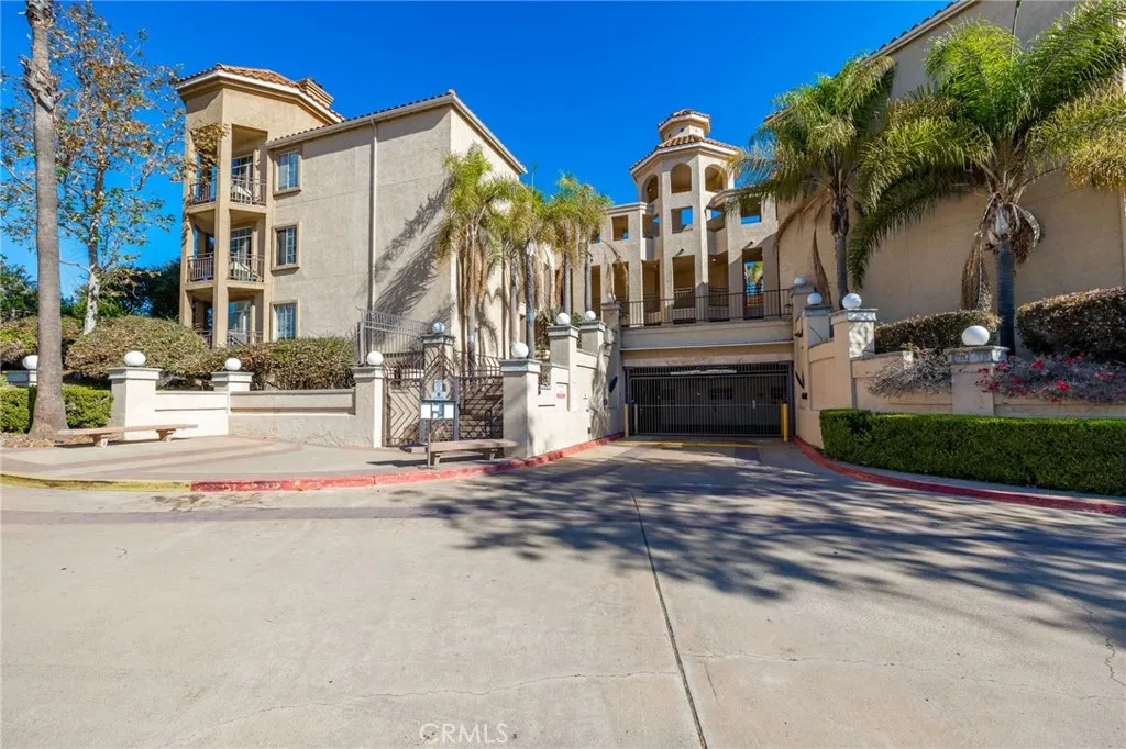510 Camino De La Reina Unit 332, San Diego, CA 92108 - Photo 2 of 47, San Diego, CA