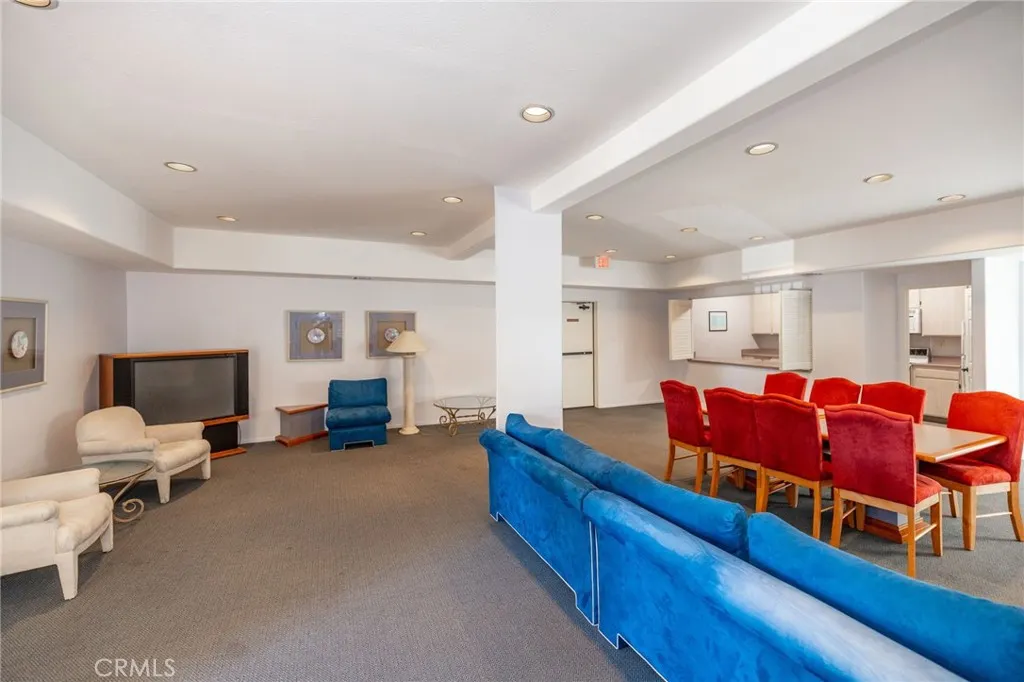 Photo #43: SW26155423 Listing: Photo #43