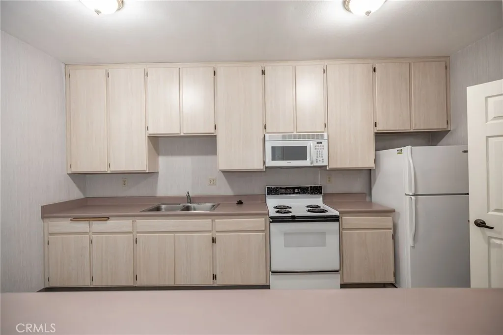 Photo #44: SW26155423 Listing: Photo #44