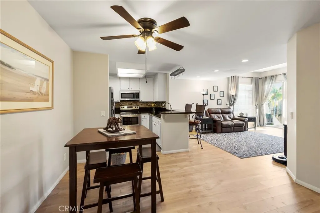 Photo #8: SW26155423 Listing: Photo #8