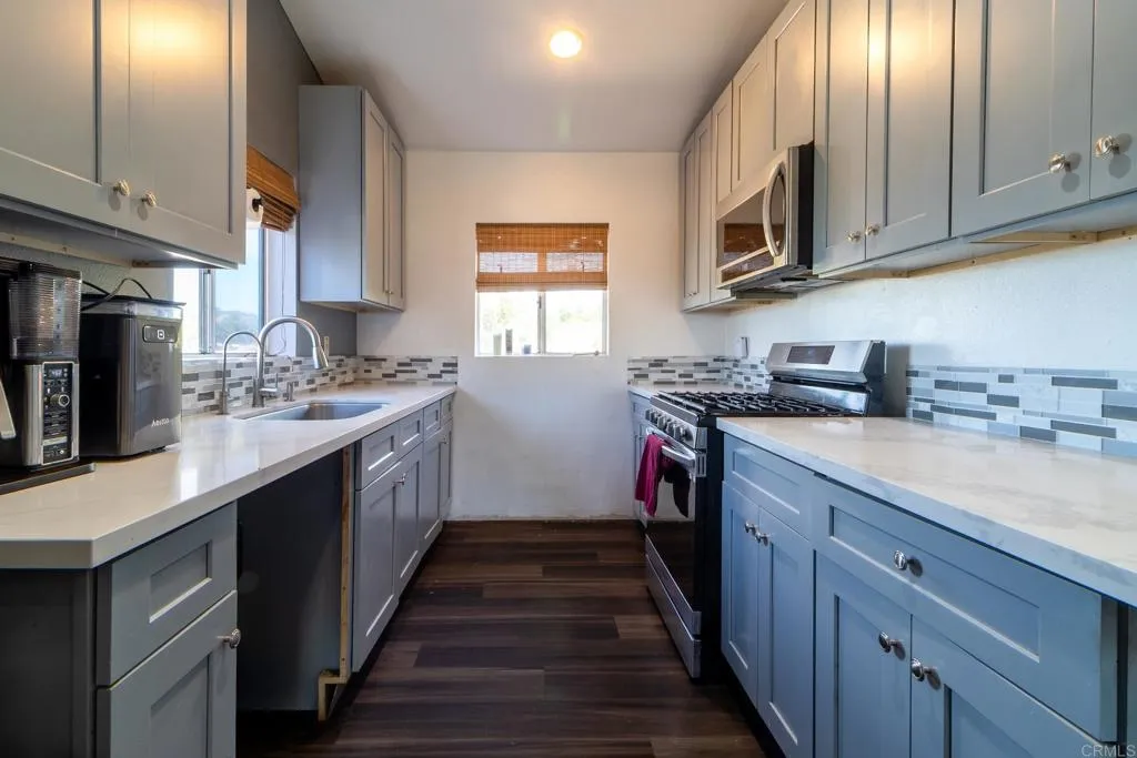 13711 Glen Lane, Valley Center, CA 92082 - Photo 3 of 16, Valley Center, CA
