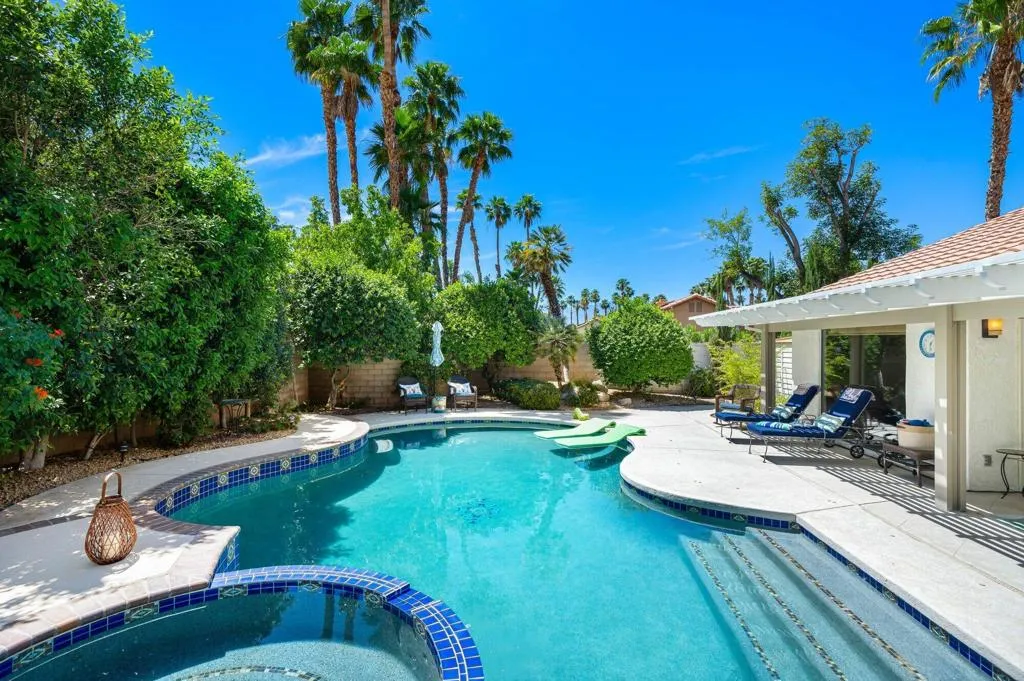 Palm Desert, CA 92211