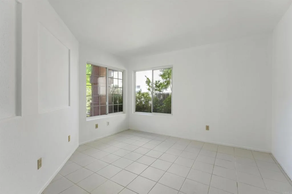 https://cdn.realtyfeed.com/cdn/127/306796249/08eef504b0ebe88af33ea3101fa177b4.webp