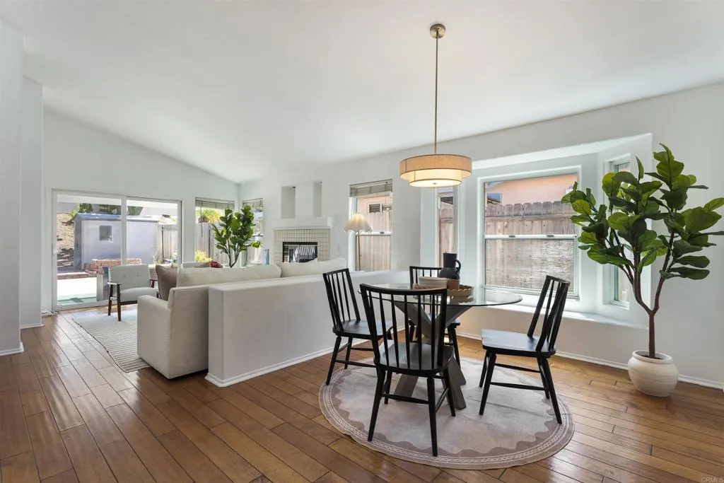 https://cdn.realtyfeed.com/cdn/127/306796249/5e0261b724e3c0226ce9fc75c2f03975.webp
