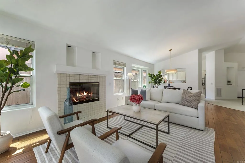 https://cdn.realtyfeed.com/cdn/127/306796249/6f312e2b45af381748908f325f9732cb.webp