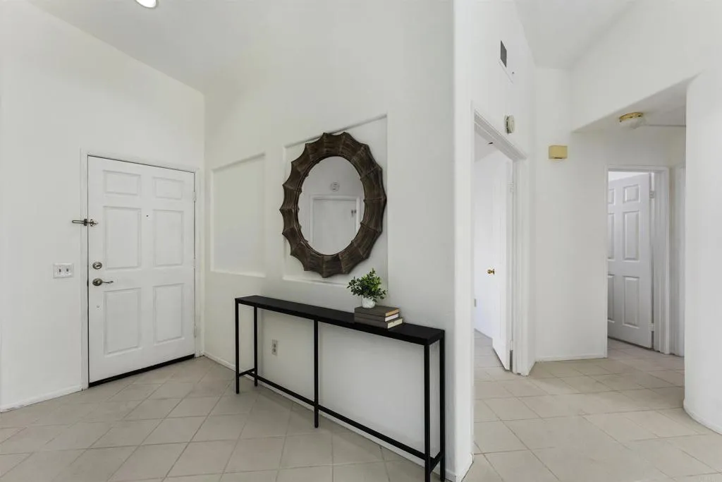 https://cdn.realtyfeed.com/cdn/127/306796249/9f0ea89af4635125d1966d75a0989d2c.webp