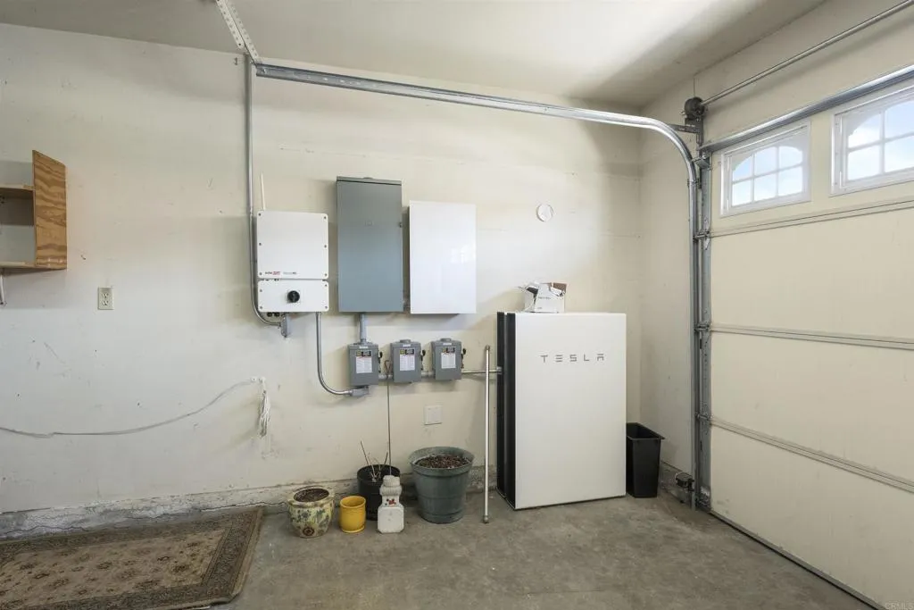https://cdn.realtyfeed.com/cdn/127/306796249/e02a42598ae65a5618c571fff77fd475.webp