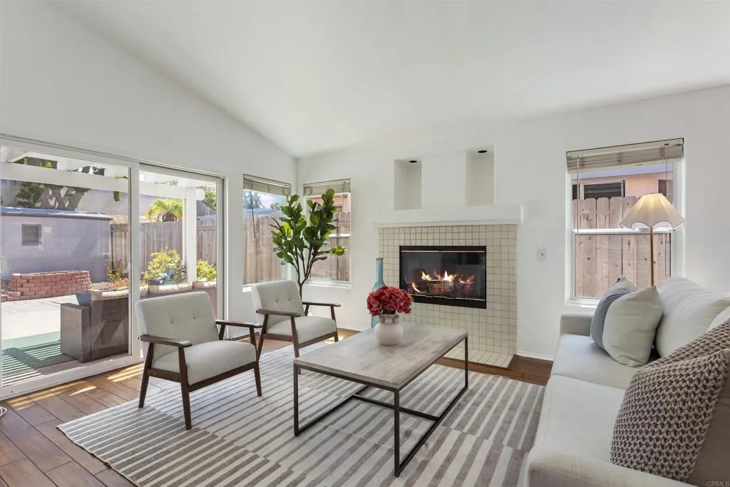 https://cdn.realtyfeed.com/cdn/127/306796249/ef10a312f86ef42d635075d6f22fa797.webp