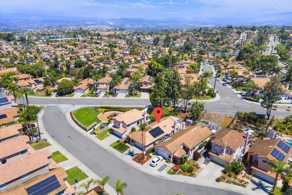 https://cdn.realtyfeed.com/cdn/127/306796249/effe3e9382018ae3ef40412322b351f9.webp