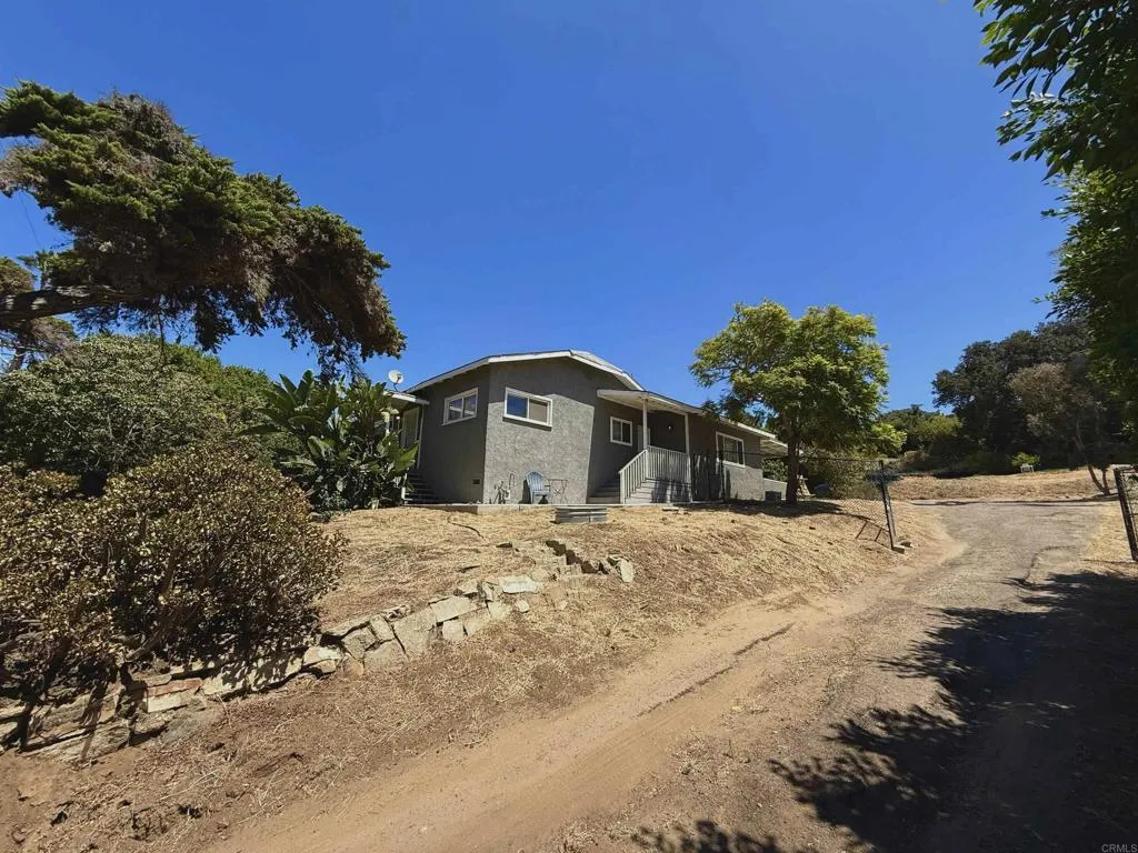 https://cdn.realtyfeed.com/cdn/127/306796265/6ac7998176e657ac983414688b69adff.webp