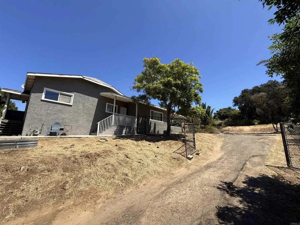 https://cdn.realtyfeed.com/cdn/127/306796265/75f40c76d446b07ba6e505d068e232c9.webp