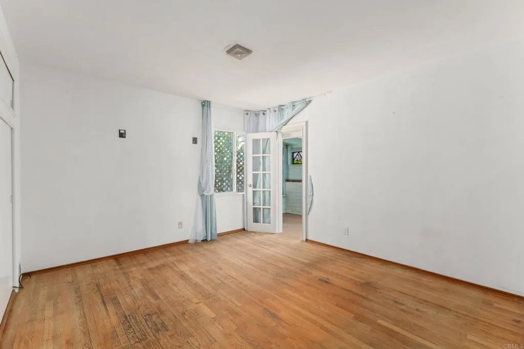 https://cdn.realtyfeed.com/cdn/127/306796399/3208b44bc2b4b80bf51863d8e38b62b5.webp