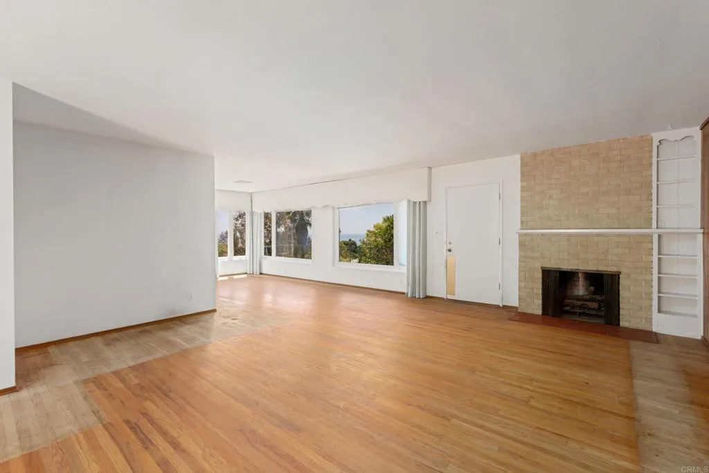 https://cdn.realtyfeed.com/cdn/127/306796399/412227514f494aa13f223c1e7799df62.webp