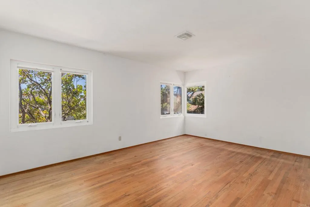 https://cdn.realtyfeed.com/cdn/127/306796399/4a276c8a5070e1c1757f71cd29b56146.webp