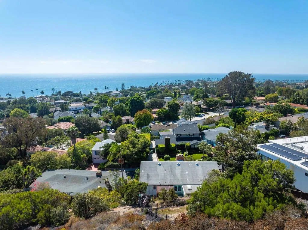 https://cdn.realtyfeed.com/cdn/127/306796399/4aac7eea39bc71e468487134a61aea24.webp