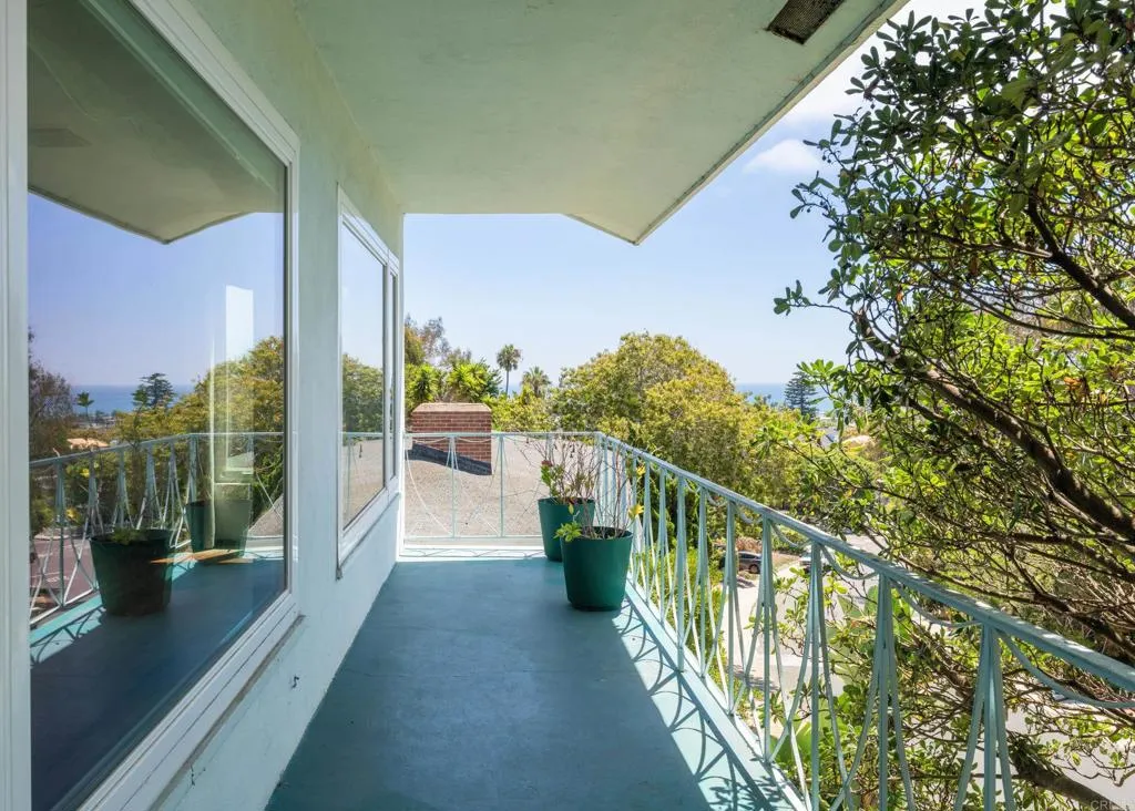 https://cdn.realtyfeed.com/cdn/127/306796399/7496df5d6d1c6dd15e721d6dac1e1bf8.webp