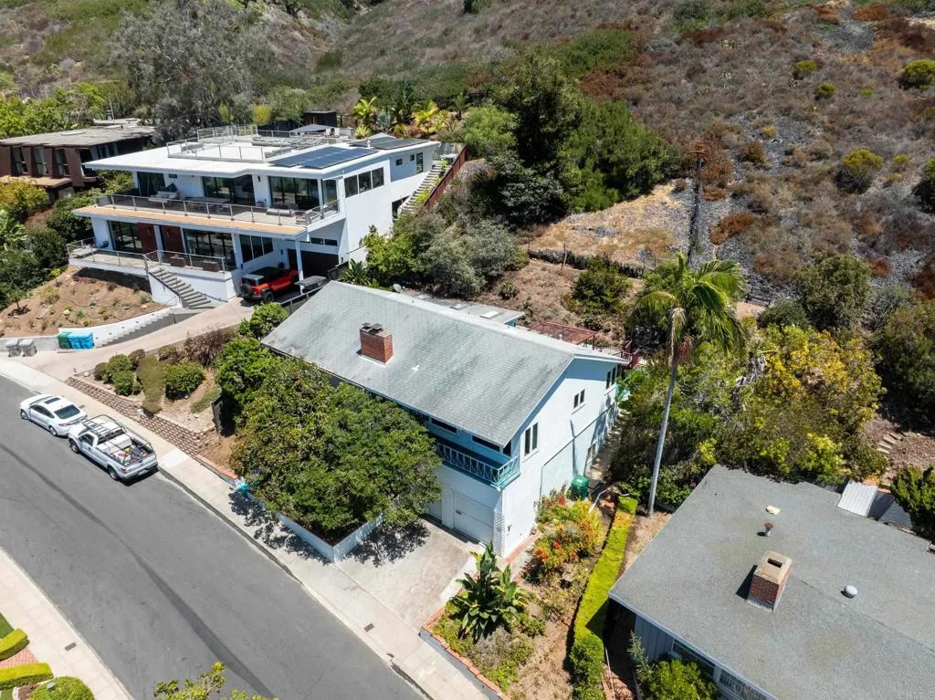 https://cdn.realtyfeed.com/cdn/127/306796399/f0885c093defbf16e73fa3b04ac3a666.webp