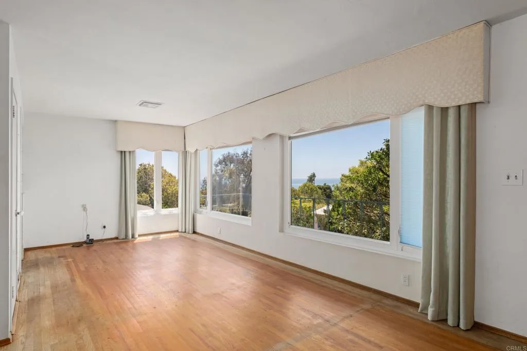 5825 Folsom Dr, La Jolla, CA 92037 - Photo 2 of 47, La Jolla, CA
