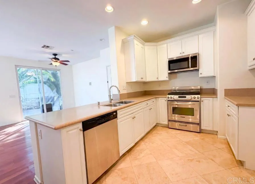 4096 Peninsula Dr Unit 1, Carlsbad, CA 92010 - Photo 5 of 12, Carlsbad, CA