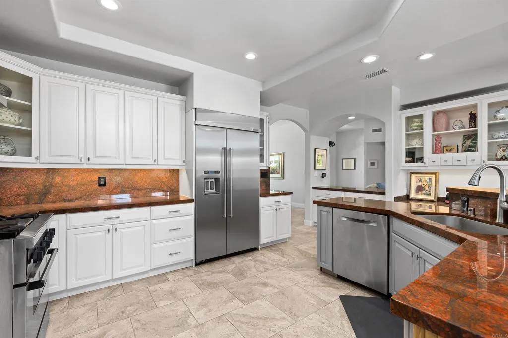 https://cdn.realtyfeed.com/cdn/127/306796441/14f4a67dc4dc86d89cfdd4295fa76c32.webp